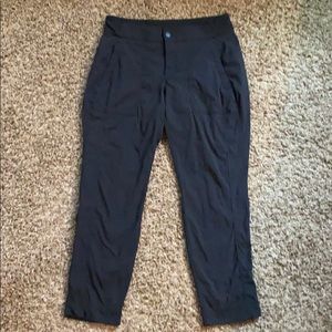 Athleta black Capri pants